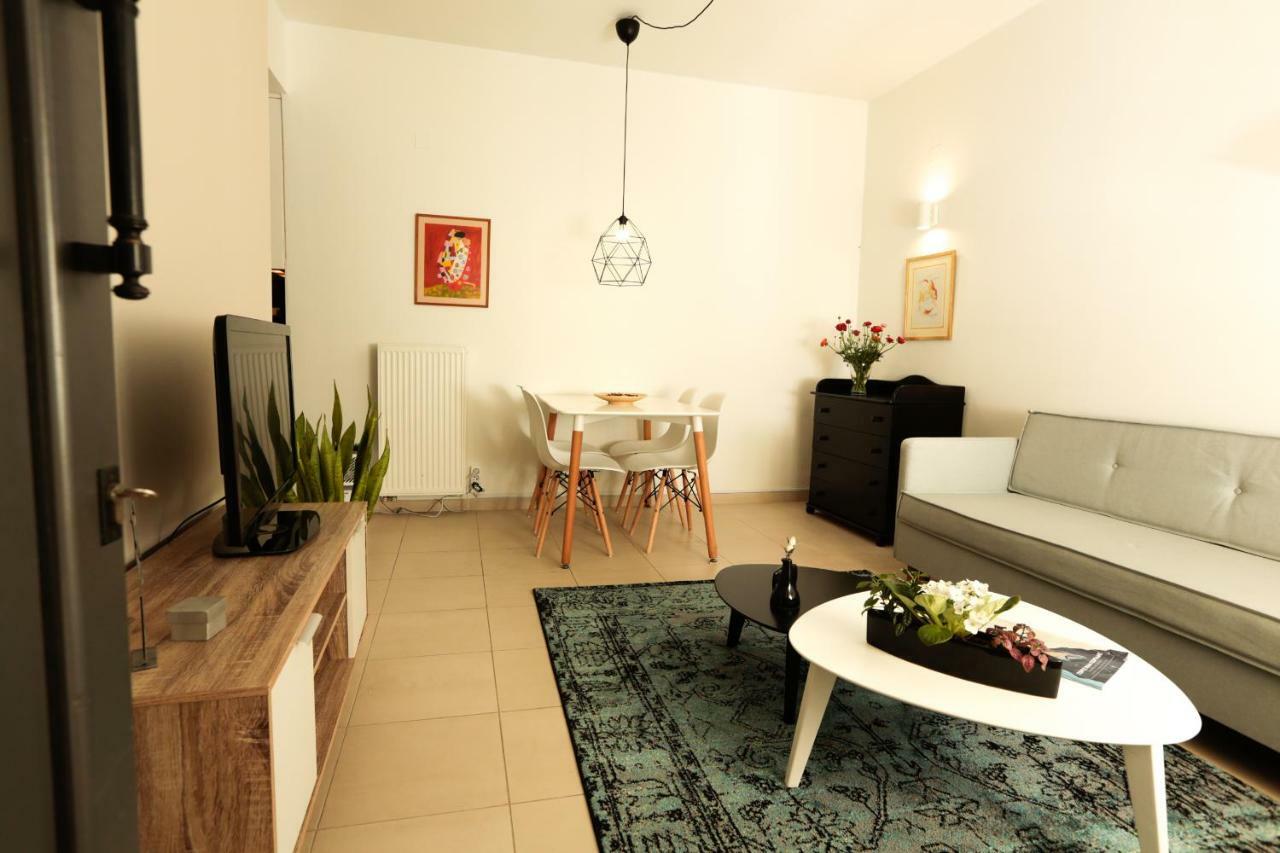 Katia's Pepper Tree Apartment Heraklion (Crete)
